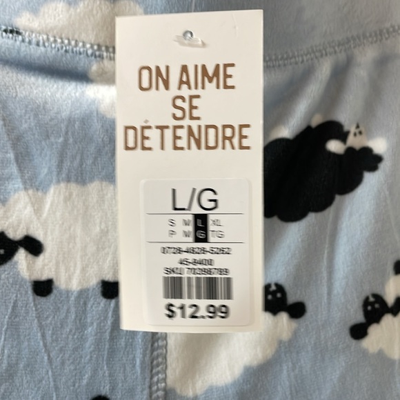 Sheep themed lounge leggings - Picture 2 of 8